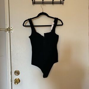 NWT! Abercrombie and Fitch bodysuit black size medium